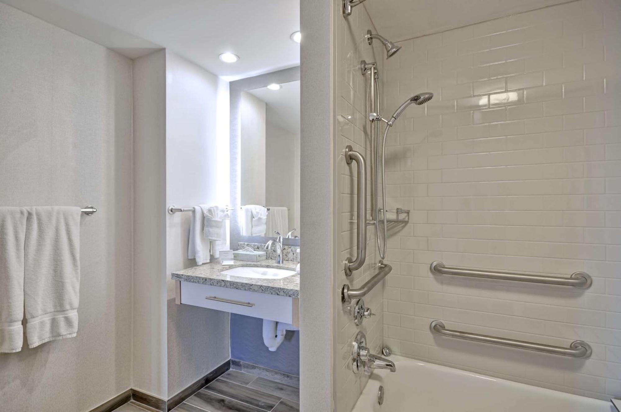 Homewood Suites By Hilton Boston - Peabody Zewnętrze zdjęcie